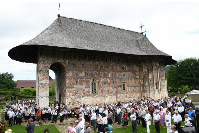 Mănăstirea Humor îşi serbează al doilea hram