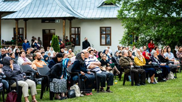 Premiera filmului „Sfântul Ioan cel Nou de la Suceava” la Mănăstirea care îi adăpostește sfintele moaște