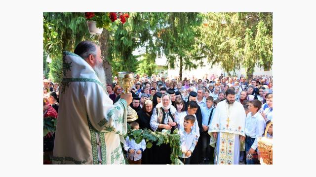 PS Ignatie: „Dragostea Preasfintei Treimi ne învață să nu îi transformăm pe ceilalți în obiecte. Ideologiile se raportează la om ca la un obiect”