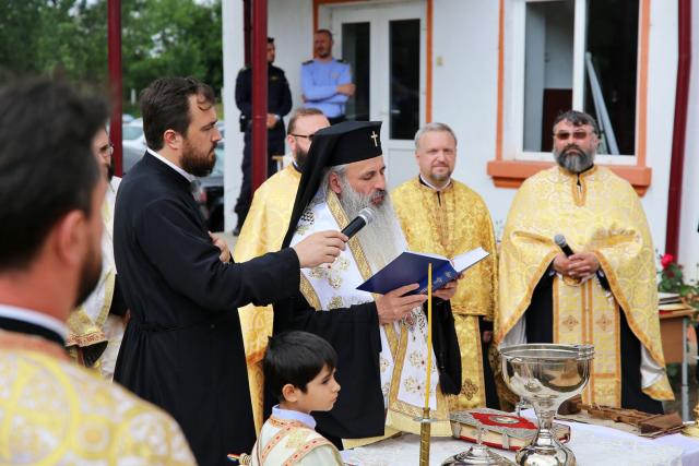 La Penitenciarul Botoșani s-a sfințit o troiță ridicată în memoria mărturisitorilor din temnițele comuniste