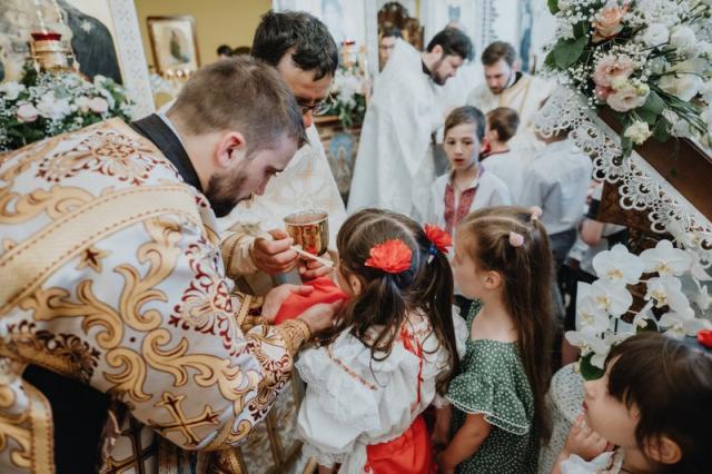 Târnosirea altarului bisericii românești din Monfalcone – Italia