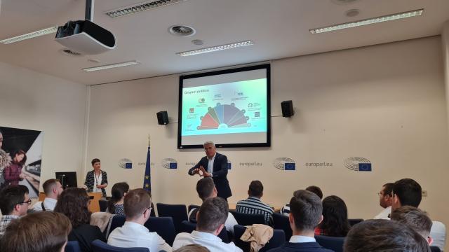 Masterul Profesional, în vizită de studiu la Bruxelles