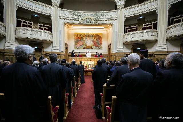 Patriarhul Daniel către clericii din Prahova: „Rugăciunea pentru pocăinţă este cea mai importantă”