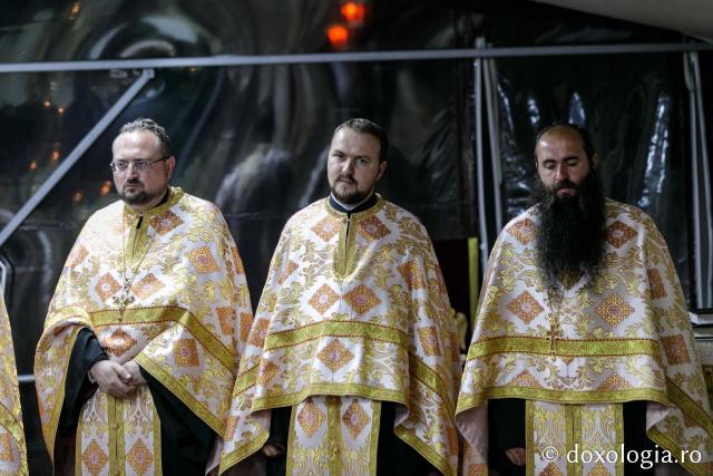 Slujbă de noapte în cinstea Sfântului Mare Mucenic Gheorghe #HramSuceava2022