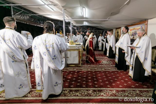 A doua zi de hram: PS Părinte Damaschin a săvârșit Slujba Privegherii în cinstea Sfântului Ioan cel Nou #HramSuceava2022