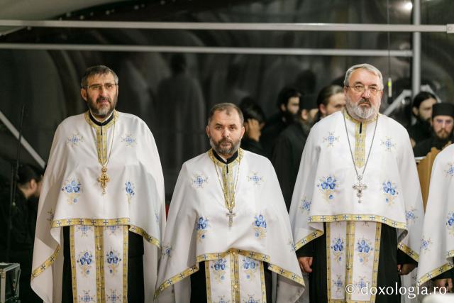 A doua zi de hram: PS Părinte Damaschin a săvârșit Slujba Privegherii în cinstea Sfântului Ioan cel Nou #HramSuceava2022