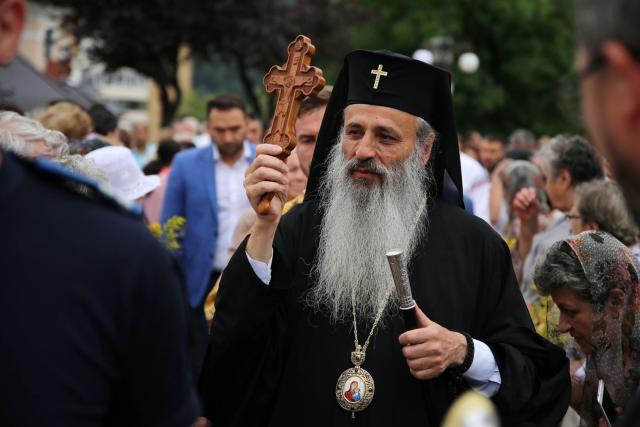Nașterea Sfântului Ioan Botezătorul, sărbătoarea orașului de la poalele Pietricicăi: mii de oameni, împreună cu sfinții prin Piatra Neamț
