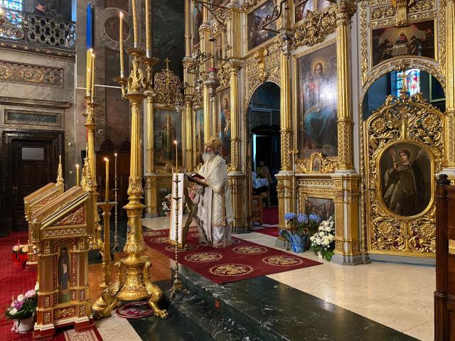 Preasfințitul Antonie la Catedrală: „Este important să mărturisim că Mântuitorul Hristos este Dumnezeu adevărat, pentru că atunci când mărturisim aceasta noi intrăm într-o legătură spirituală cu El”