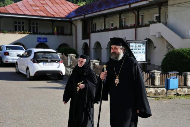 Liceul Teologic „Sfânta Parascheva” de la Mănăstirea Agapia aniversează 3 decenii de la reactivare