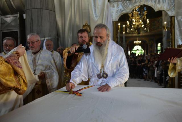 (Video) În Duminica Tuturor Sfinților a fost resfințită Biserica Bărboi din Iași