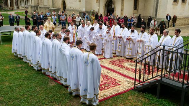 Duminica a VII-a după Paști la Catedrala Arhiepiscopală din Suceava