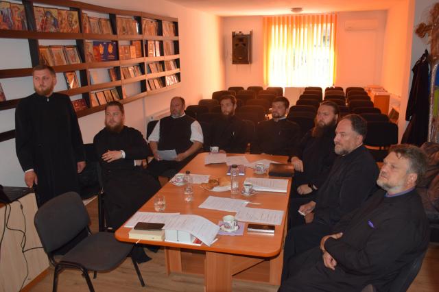 „Rugăciunea comună a familiei”, tema dezbătută la atelierul catehetic organizat în Protopopiatul Săveni