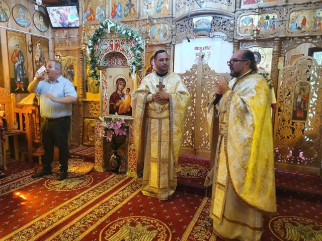 Sfântul Andrei Criteanul, prăznuit la biserica pentru persoane cu deficiențe din Bacău