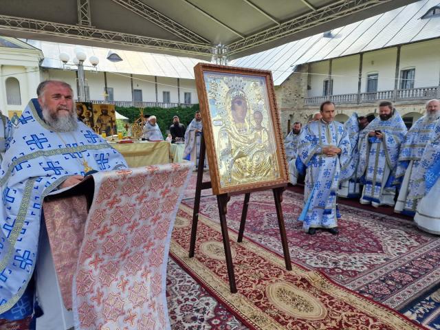 Hramul Sfintei Icoane a Maicii Domnului Îndrumătoarea de la Mănăstirea Neamț