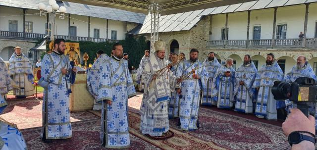 Hramul Sfintei Icoane a Maicii Domnului Îndrumătoarea de la Mănăstirea Neamț