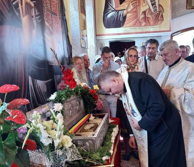 În jur de 5000 de credincioși au poposit zilele acestea, în pelerinaj, la Sfântul Nicolae