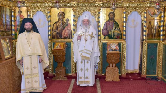 Părintele Patriarh Daniel: „Iisus Hristos apără, salvează și înalță demnitatea persoanei care trece prin suferință și ajunge la pocăință”