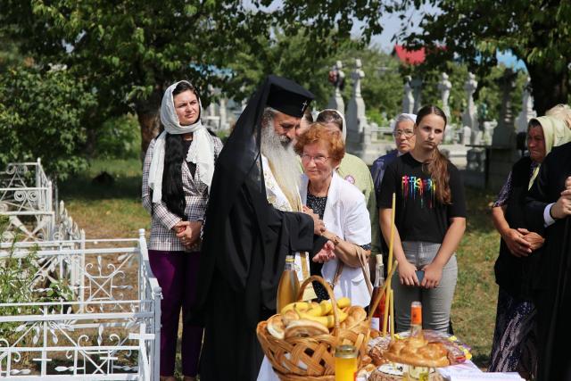 De 15 ani, Preafericitul Părinte Teoctist slujește în Împărăția Cerurilor: Doi ierarhi s-au rugat la Tocileni pentru sufletul celui de-al cincilea Patriarh al Bisericii Ortodoxe Române