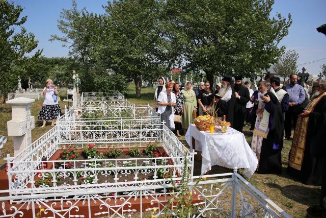 De 15 ani, Preafericitul Părinte Teoctist slujește în Împărăția Cerurilor: Doi ierarhi s-au rugat la Tocileni pentru sufletul celui de-al cincilea Patriarh al Bisericii Ortodoxe Române