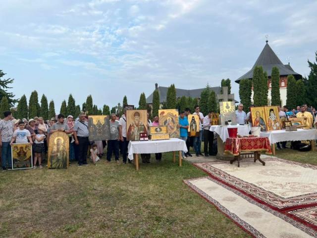 Rugăciuni pentru ploaie la Mănăstirea Popăuți