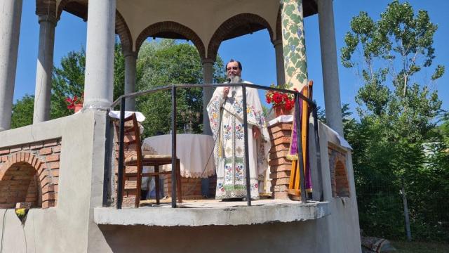 Sfântul Atanasie Athonitul, sărbătorit la Schitu Frumoasa, judeţul Bacău