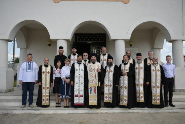 Distincția de vrednicie „Crucea Sfântul Ierarh Iosif cel Milostiv”, dăruită pentru prima dată unui cleric din cadrul Arhiepiscopiei Iașilor