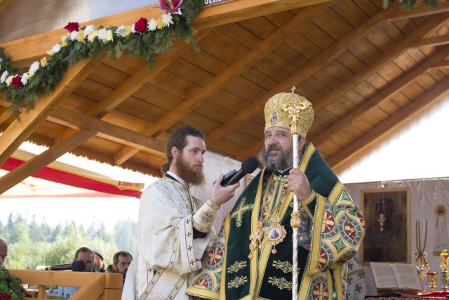 Momente istorice în satul Mănăstirea Neamț: prima Liturghie săvârșită de un arhiereu, în contextul aniversării a 200 de ani de la minunea Icoanei Maicii Domnului Îndrumătoarea