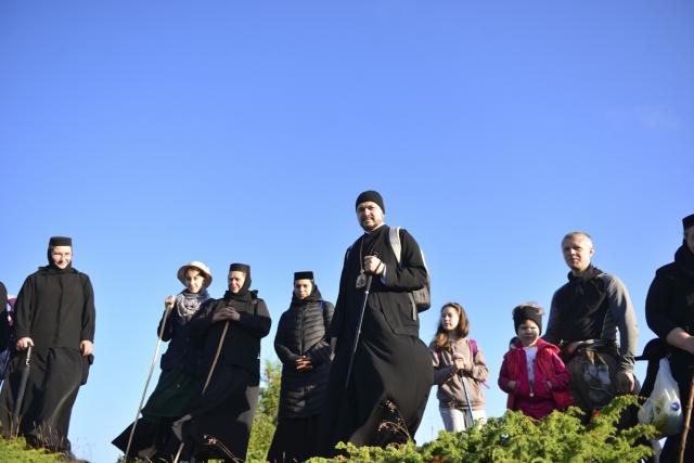 IPS Părinte Casian, la slujba hramului mănăstirii situate la 1800 metri altitudine: „Taborul României este, fără îndoială, Muntele Ceahlău”