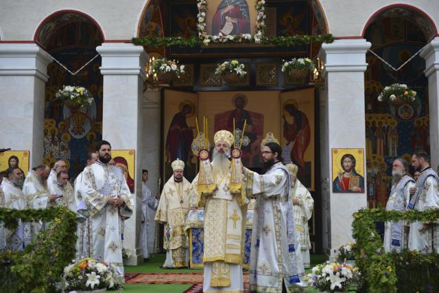 Liturghii arhierești, în cinstea Sfintei Cuvioase Teodora de la Sihla: „Ce este viața de rugăciune?”
