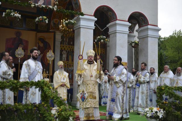 Liturghii arhierești, în cinstea Sfintei Cuvioase Teodora de la Sihla: „Ce este viața de rugăciune?”