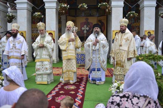 Liturghii arhierești, în cinstea Sfintei Cuvioase Teodora de la Sihla: „Ce este viața de rugăciune?”