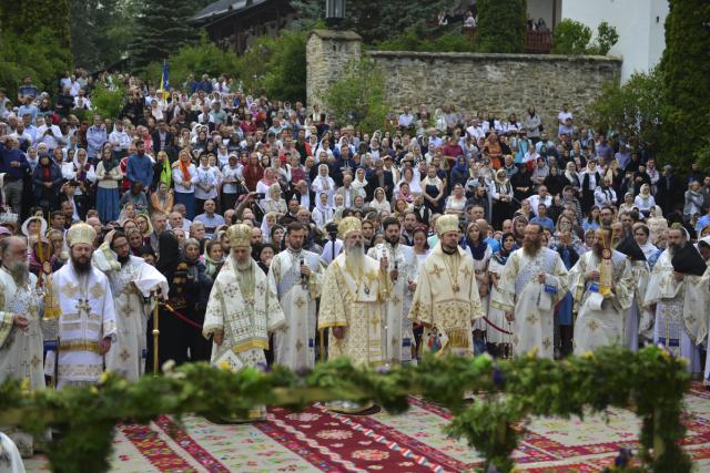Liturghii arhierești, în cinstea Sfintei Cuvioase Teodora de la Sihla: „Ce este viața de rugăciune?”