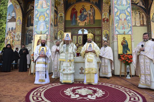 Sfântul Ioan Iacob, sărbătorit la biserica Seminarului teologic de la Mănăstirea Neamț: „Floarea cea mai frumoasă a isihasmului românesc în secolul XX”