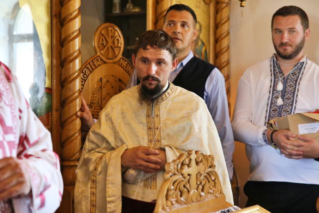 Părintele Mitropolit Teofan a slujit la Parohia Slobozia: „Să primească Dumnezeu inima noastră ca jertfă în fața Lui”