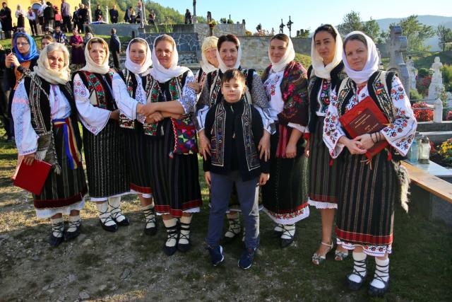 Mitropolitul Moldovei și Bucovinei a sfințit Biserica din Bucureni – Dămuc
