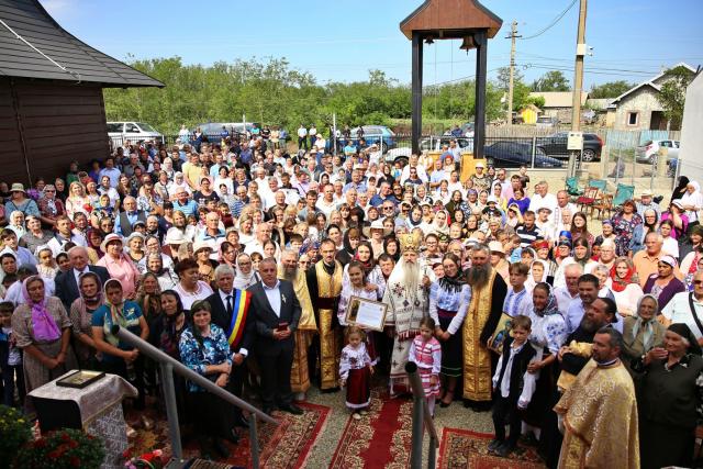 Biserica filiei Broșteni – Băbiceni a primit veșmântul cel nou al sfințirii