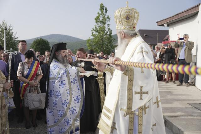 Biserica Schitului Braniște a fost sfințită: „Da, noi suntem zidirea lui Dumnezeu”