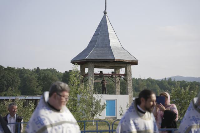 Biserica Schitului Braniște a fost sfințită: „Da, noi suntem zidirea lui Dumnezeu”