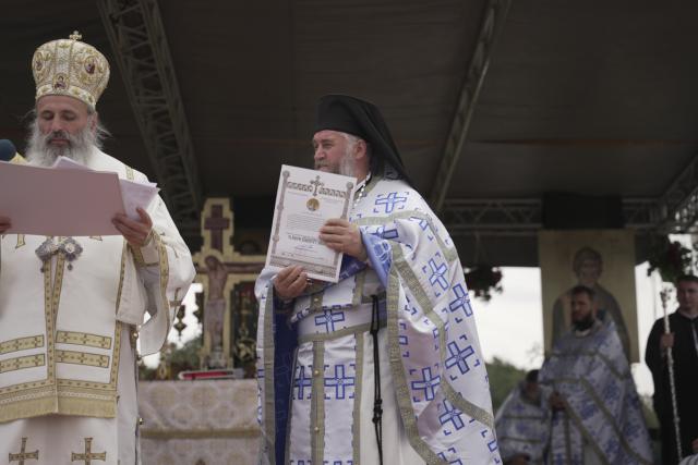 Biserica Schitului Braniște a fost sfințită: „Da, noi suntem zidirea lui Dumnezeu”
