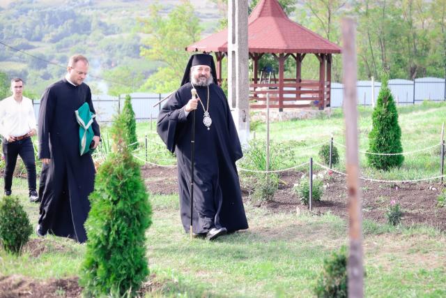 Bucurie întreită pentru enoriașii din Parohia Podolenii de Jos