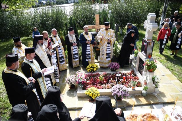 Stavrofora Irina Pântescu, pomenită la Mănăstirea Voroneţ