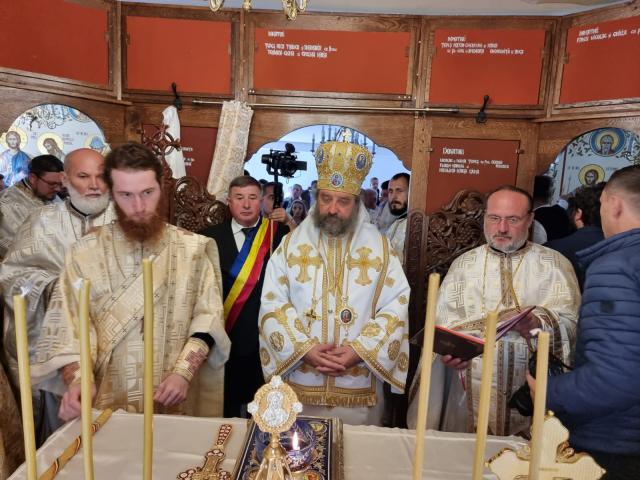 Biserica din Țepeșeni a fost resfințită de PS Nichifor Botoșăneanul