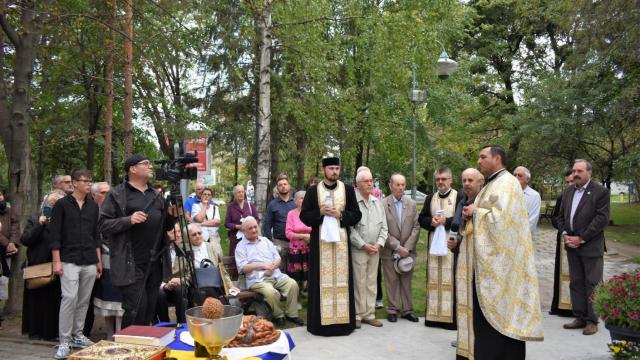 Monument închinat luptătorilor anticomuniști din închisori, sfinţit la Bacău