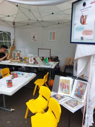 Copii și părinți fericiți la cea de-a doua ediție a Festivalului Familiei