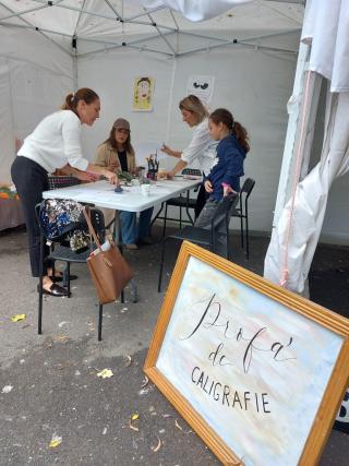 Copii și părinți fericiți la cea de-a doua ediție a Festivalului Familiei