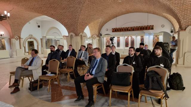 Au debutat lucările Simpozionului „Tradiția patristică în actualitate”