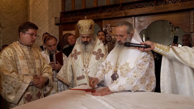 Sfințirea bisericii Parohiei Vânători din județul Iași