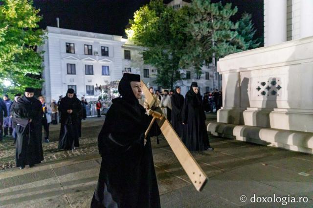 Hramul Mitropoliei Moldovei și Bucovinei, la final: Sfânta Parascheva își așteaptă pelerinii în catedrală