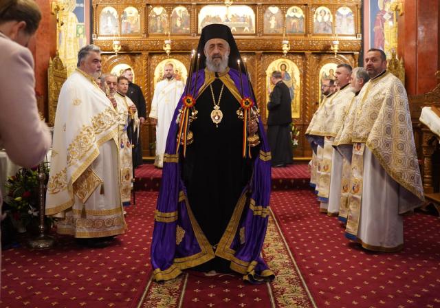 Liturghie arhierească în Parohia Aiud II, cu prilejul Centenarului Protopopiatului Aiud