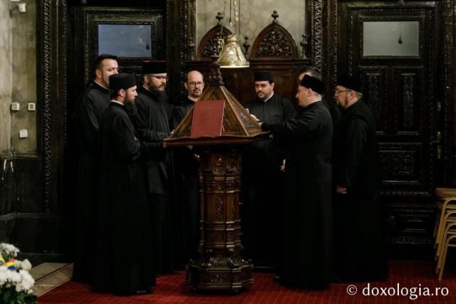 Corul preoțesc „Apostolii”, prezent la hramul Sfintei Parascheva